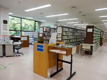 2階 自由閲覧室Aの写真