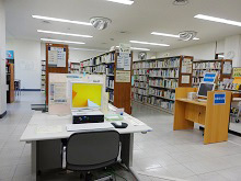 2階 自由閲覧室Bの写真