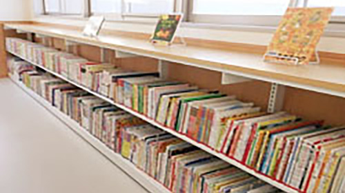 段原公民館図書コーナー