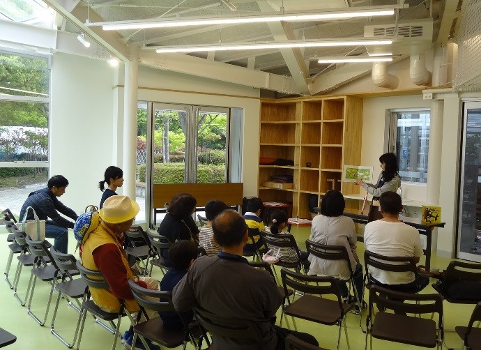 ともはと号が行く!こんちゅう館_2